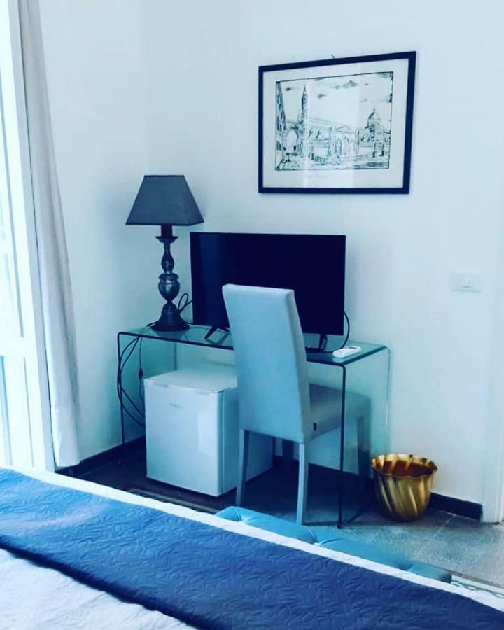 B&B Charme Centre-Ville Artistic & Literary Rooms Palermo Esterno foto